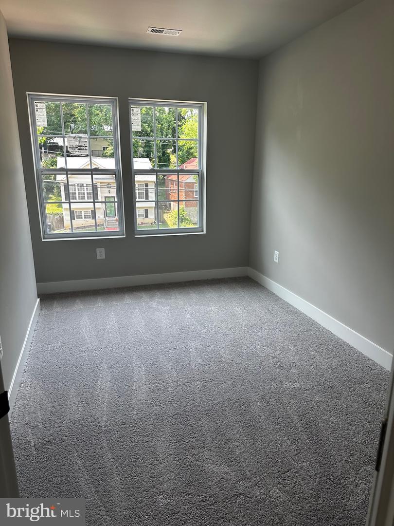 4 Akin Ave Property Photo 21