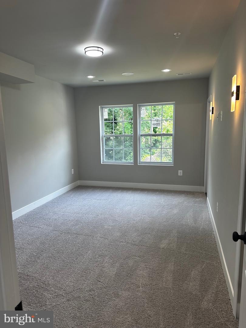 4 Akin Ave Property Photo 24
