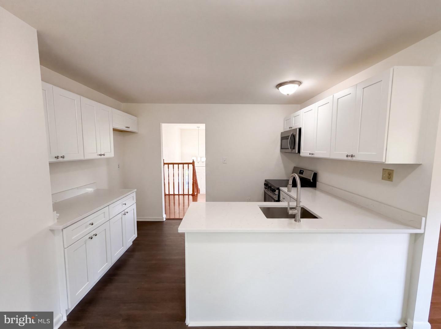 12708 Lampton Ln Property Photo 14