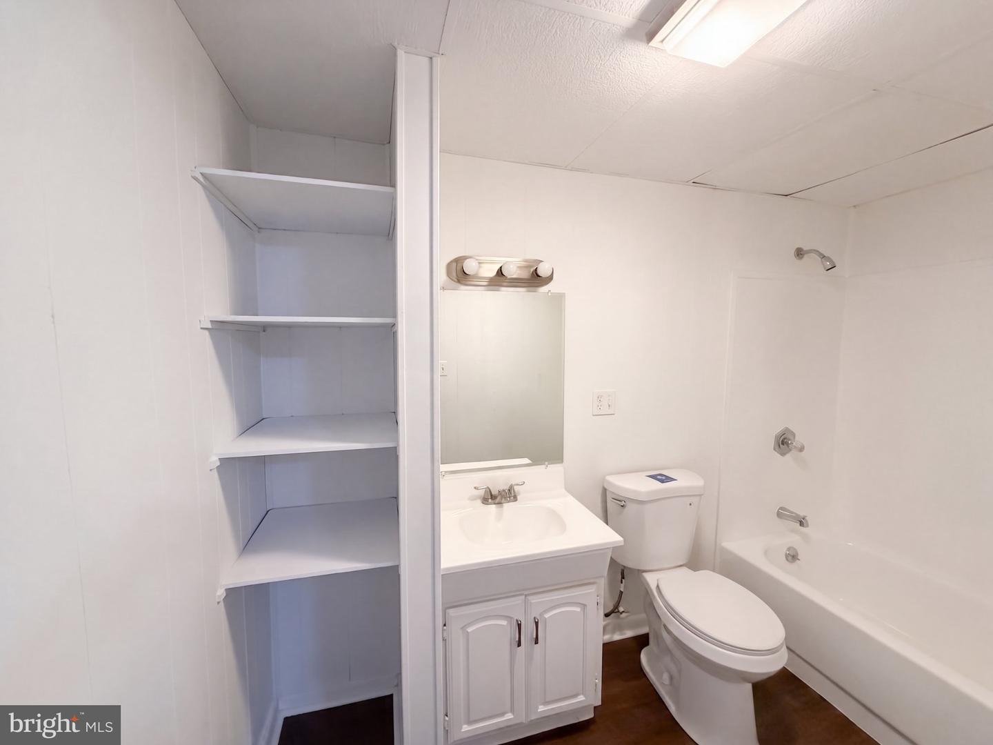 12708 Lampton Ln Property Photo 21