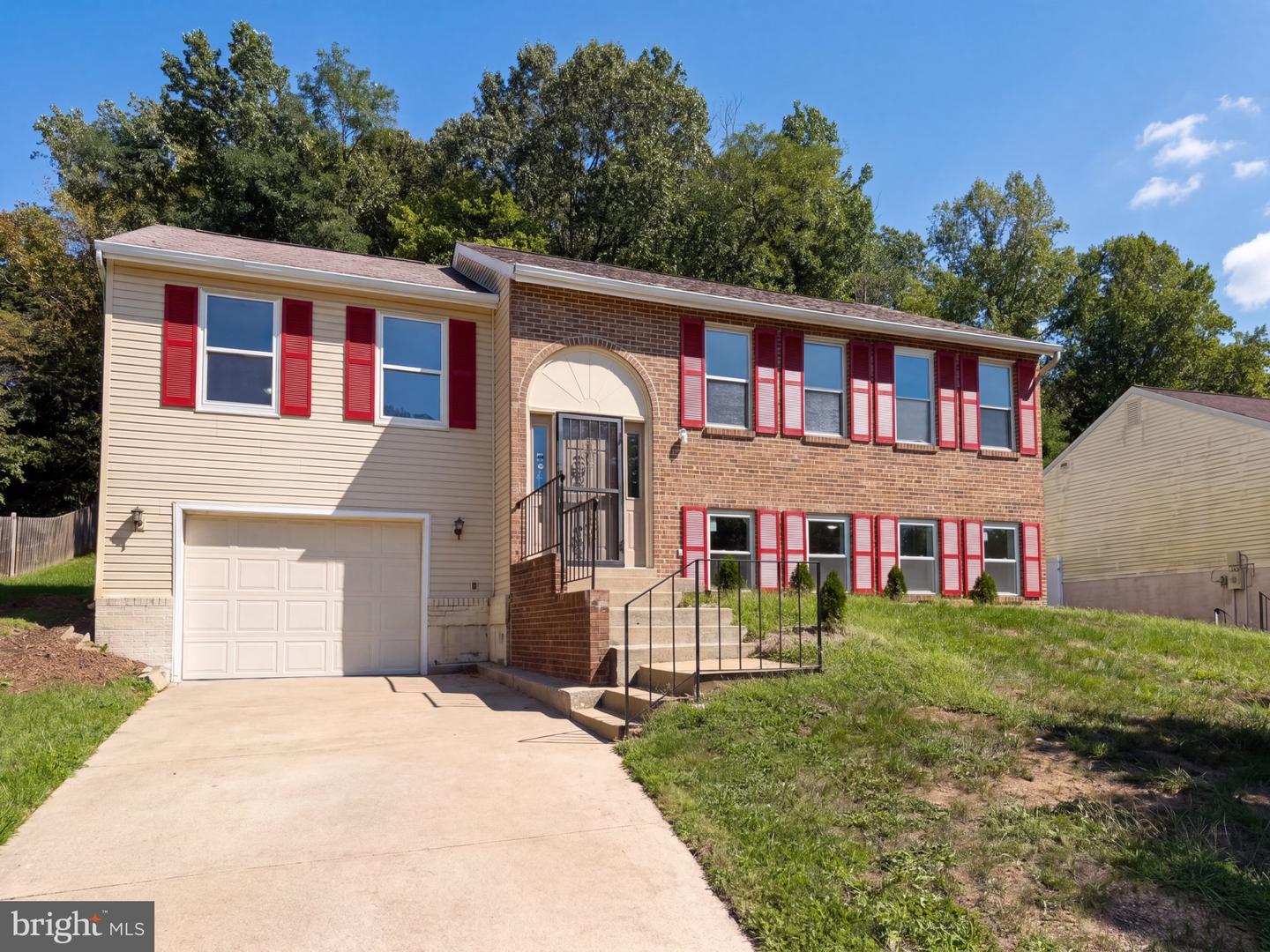 12708 Lampton Ln Property Photo 29