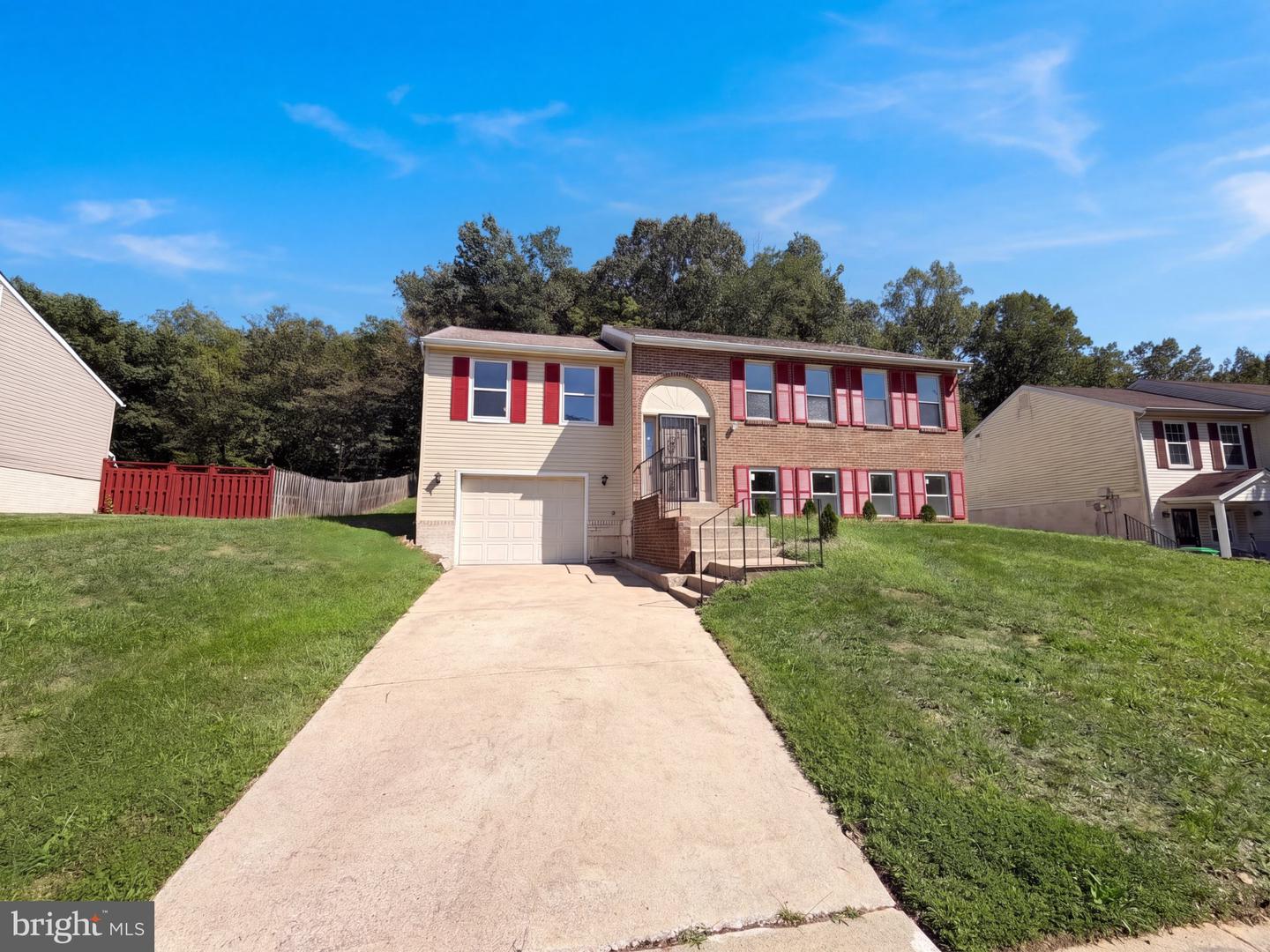 12708 Lampton Ln Property Photo 36