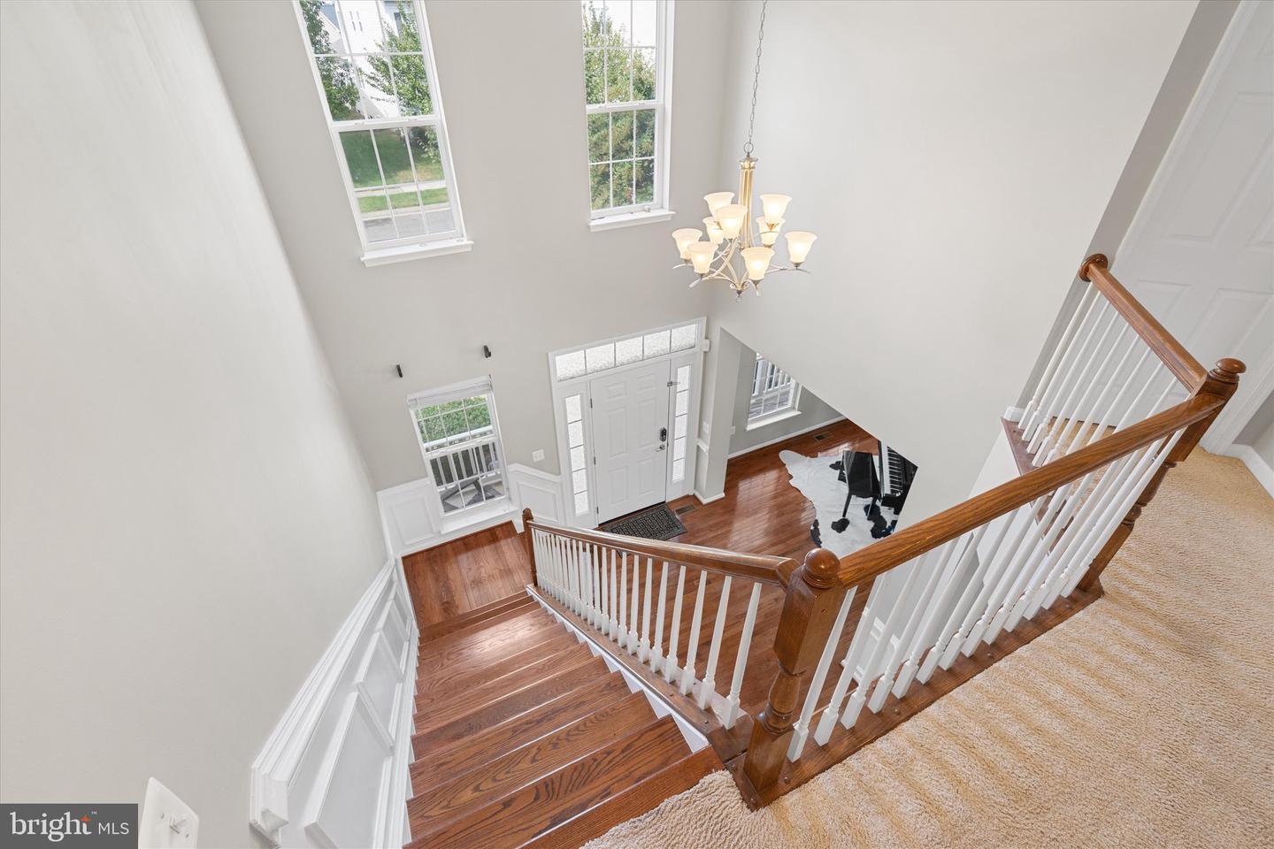 9817 Traver St Property Photo 13