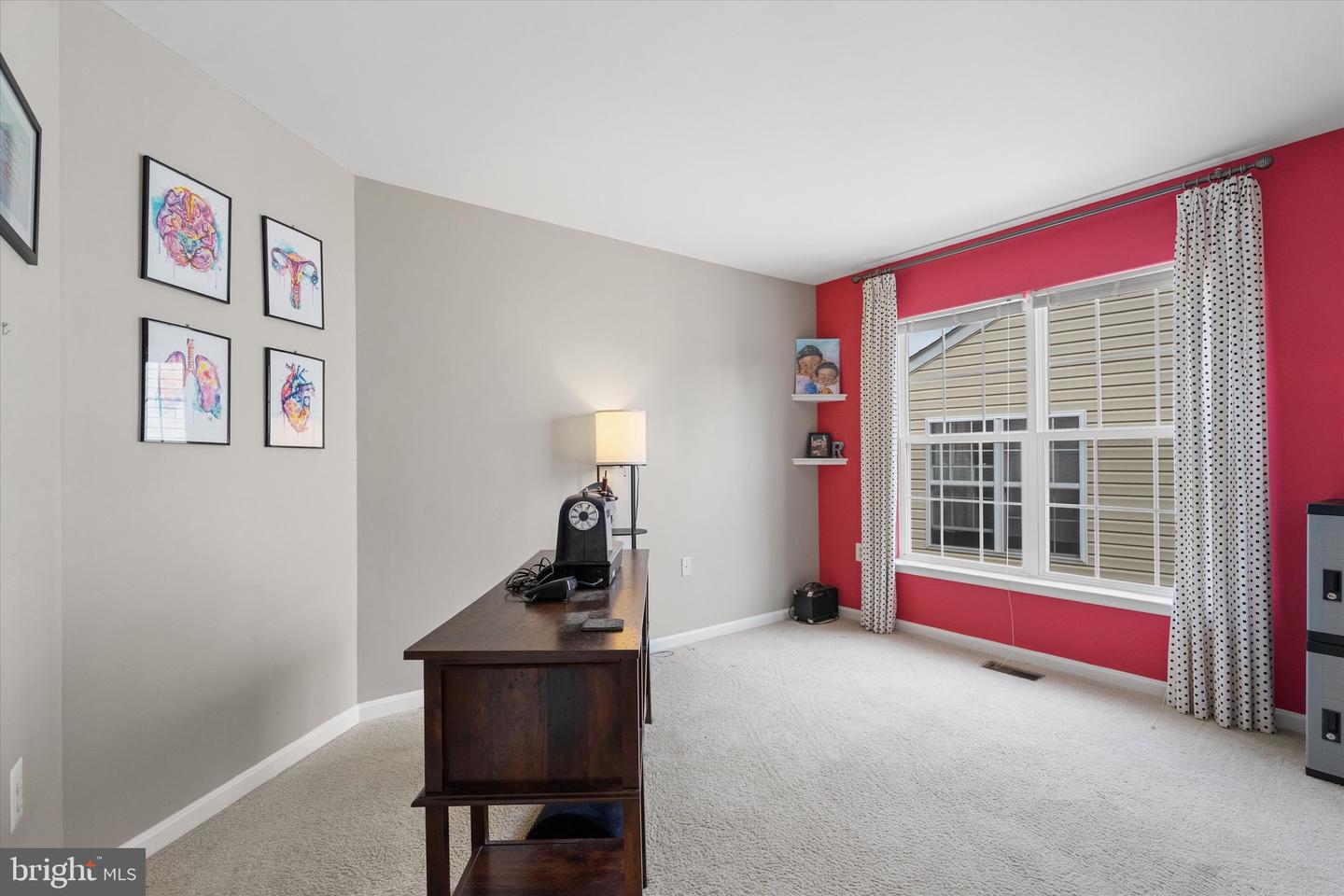 9817 Traver St Property Photo 20