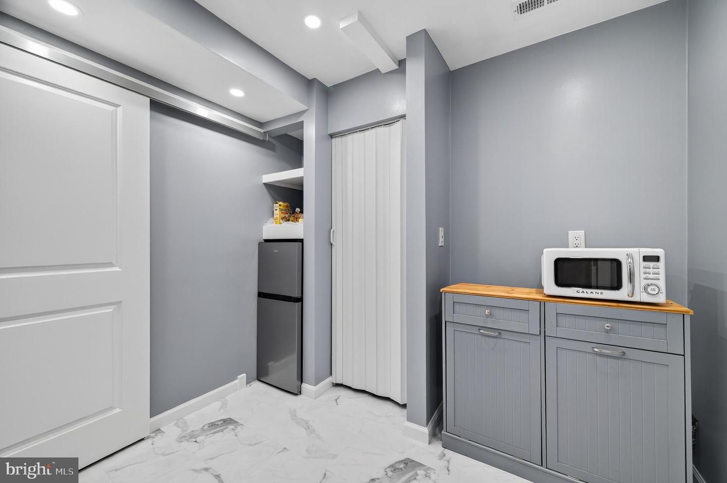 17108 Madrillon Way Property Photo 33
