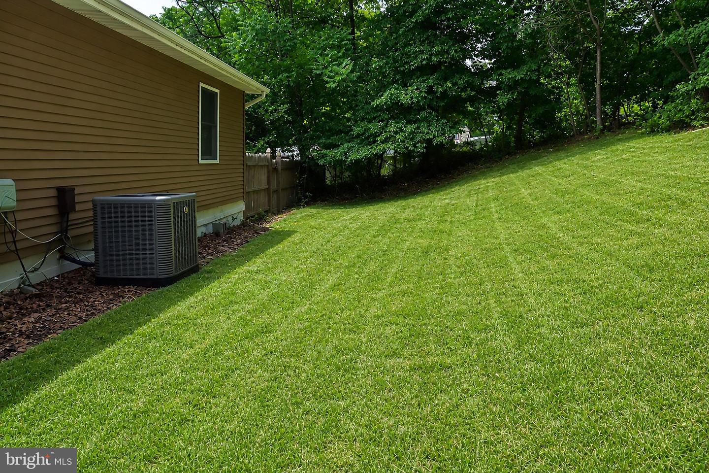 8102 Thornfield Ter Property Photo 34