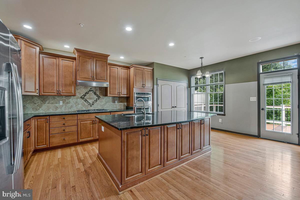 4507 Thoroughbred Dr Property Photo 12