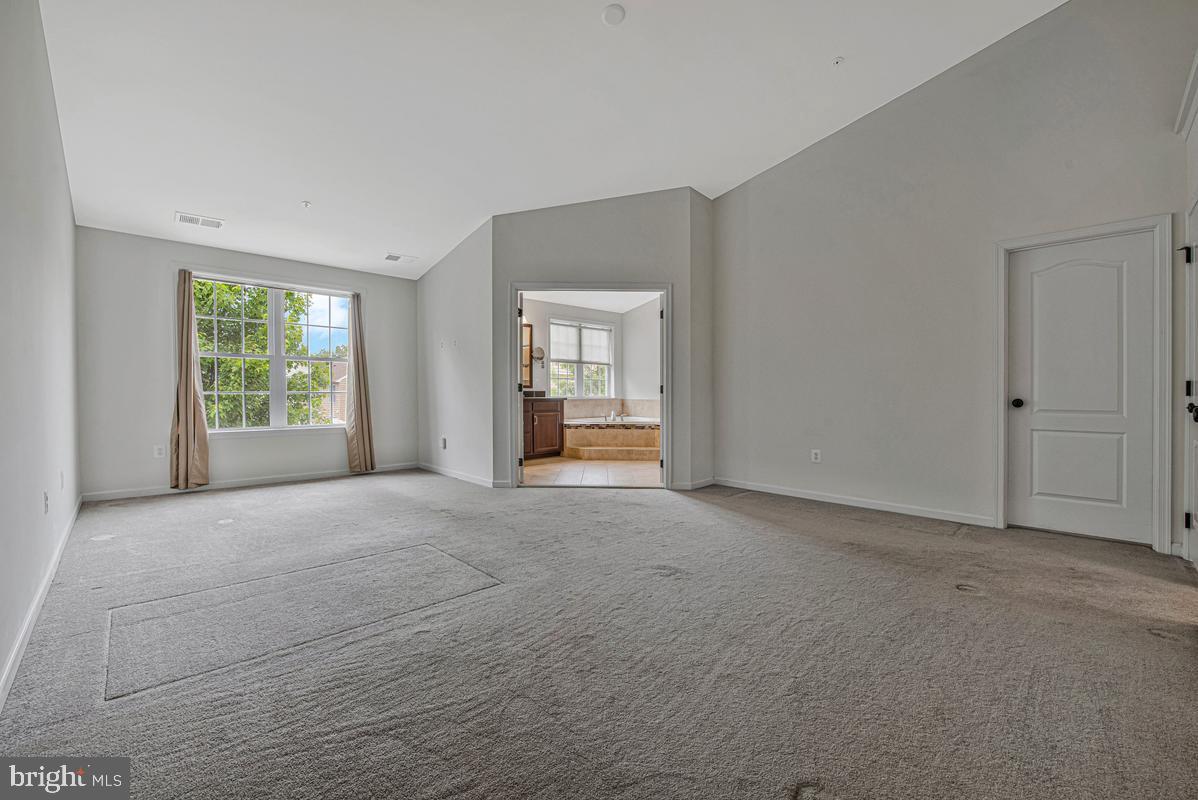 4507 Thoroughbred Dr Property Photo 27