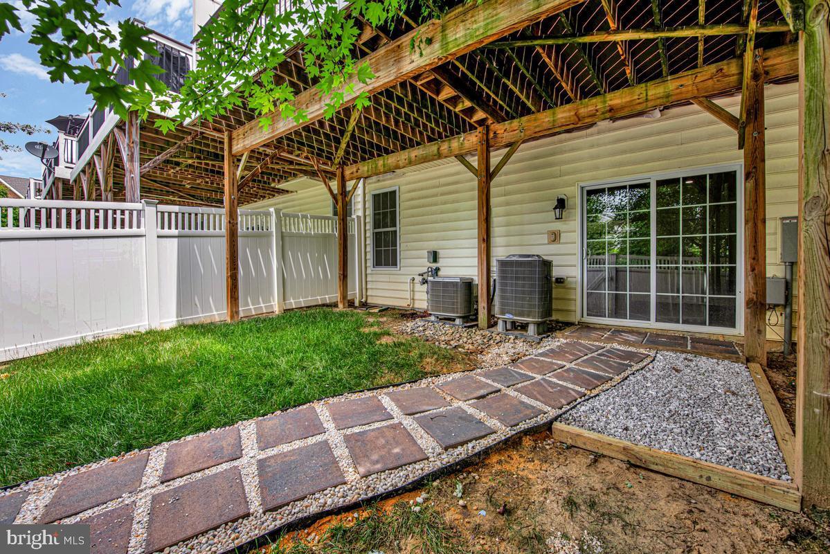 4507 Thoroughbred Dr Property Photo 41