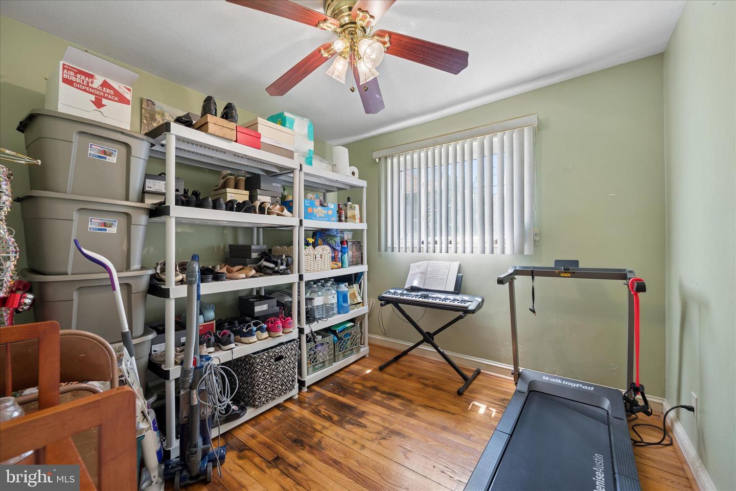 6803 Adelphi Rd Property Photo 33