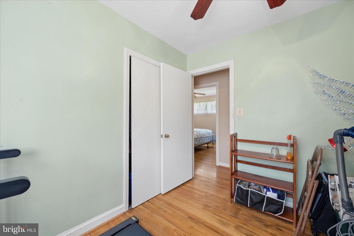 6803 Adelphi Rd Property Photo 34