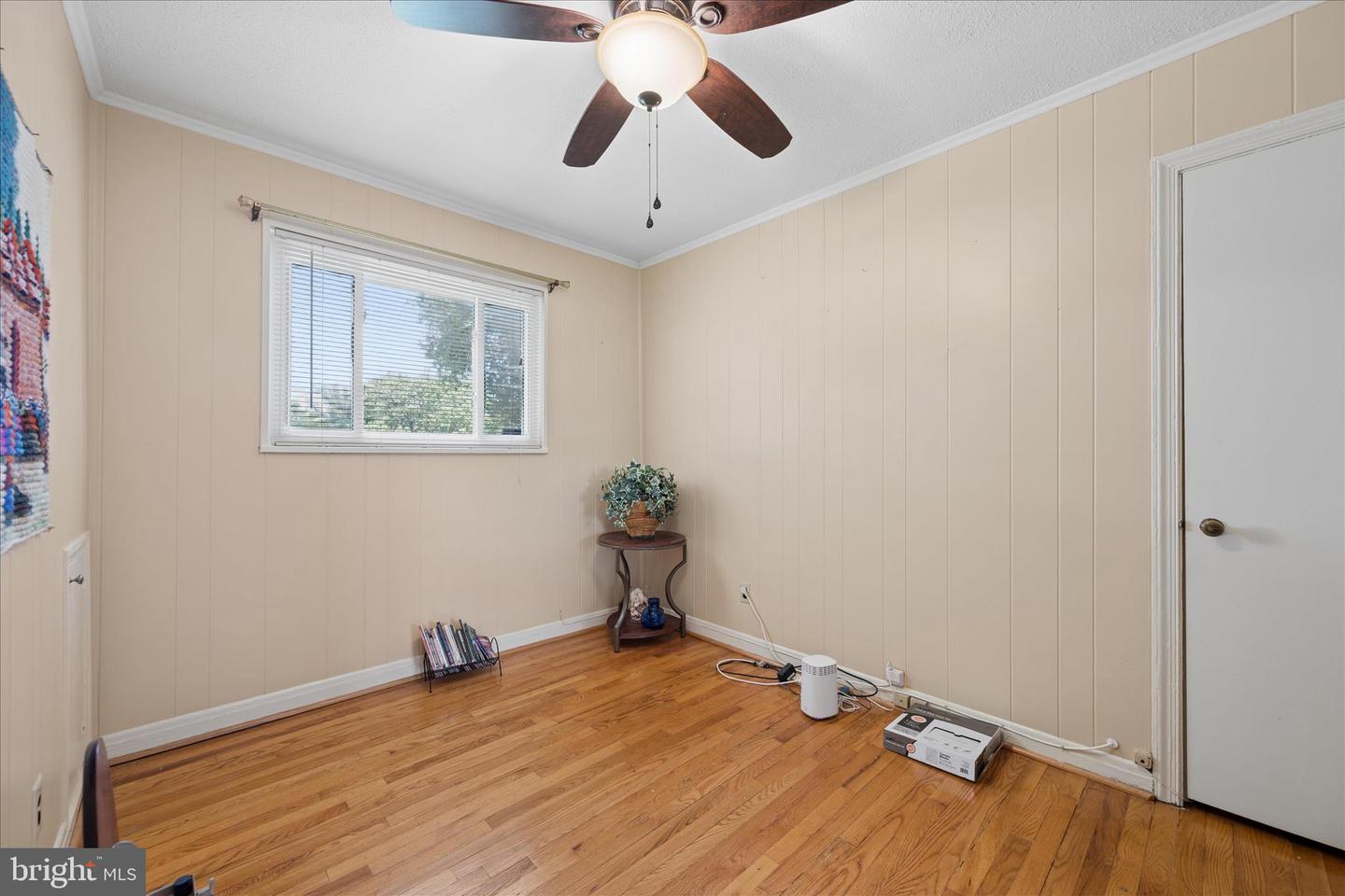 6803 Adelphi Rd Property Photo 35