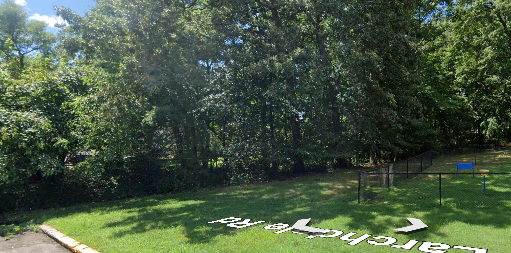 Larchdale Rd Property Photo 2