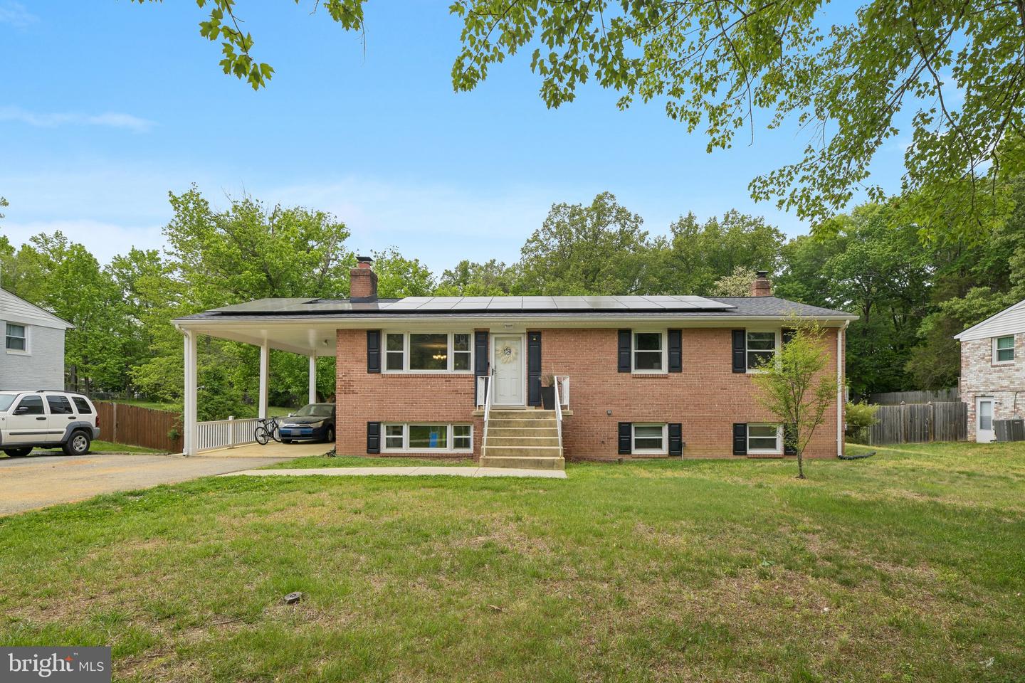 15217 Livingston Rd Property Photo 1