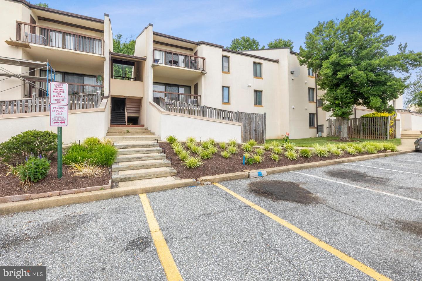 10106 Campus Way S #303-3b Property Photo 1