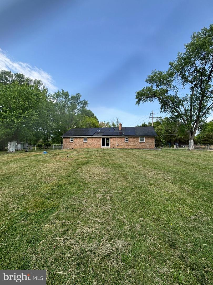 17111 Manning Dr Property Photo 3