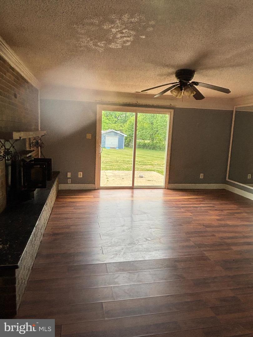 17111 Manning Dr Property Photo 8