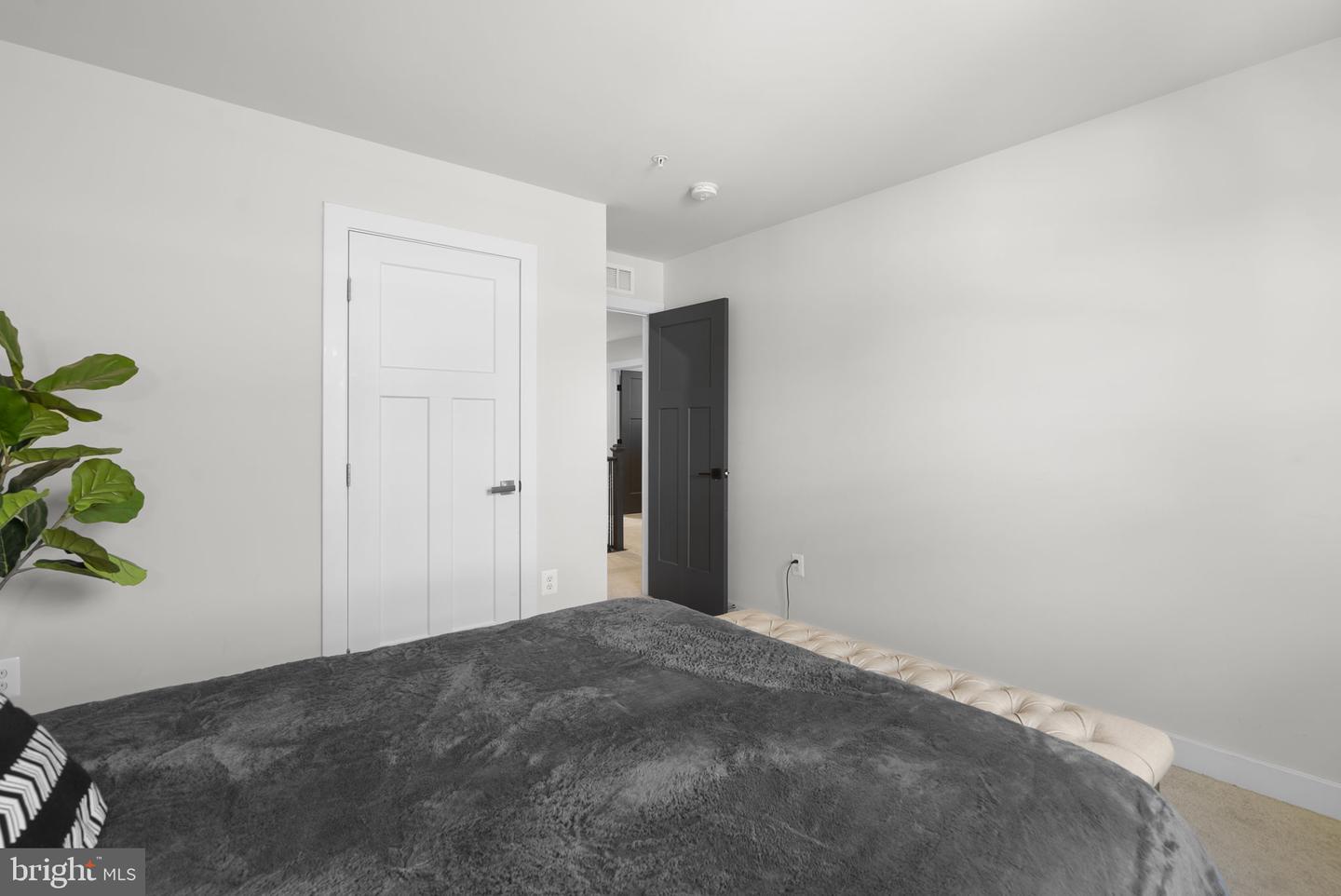 9801 Passage Dr Property Photo 28
