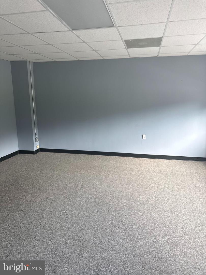 5515 Livingston Rd #2nd Floor Property Photo 12