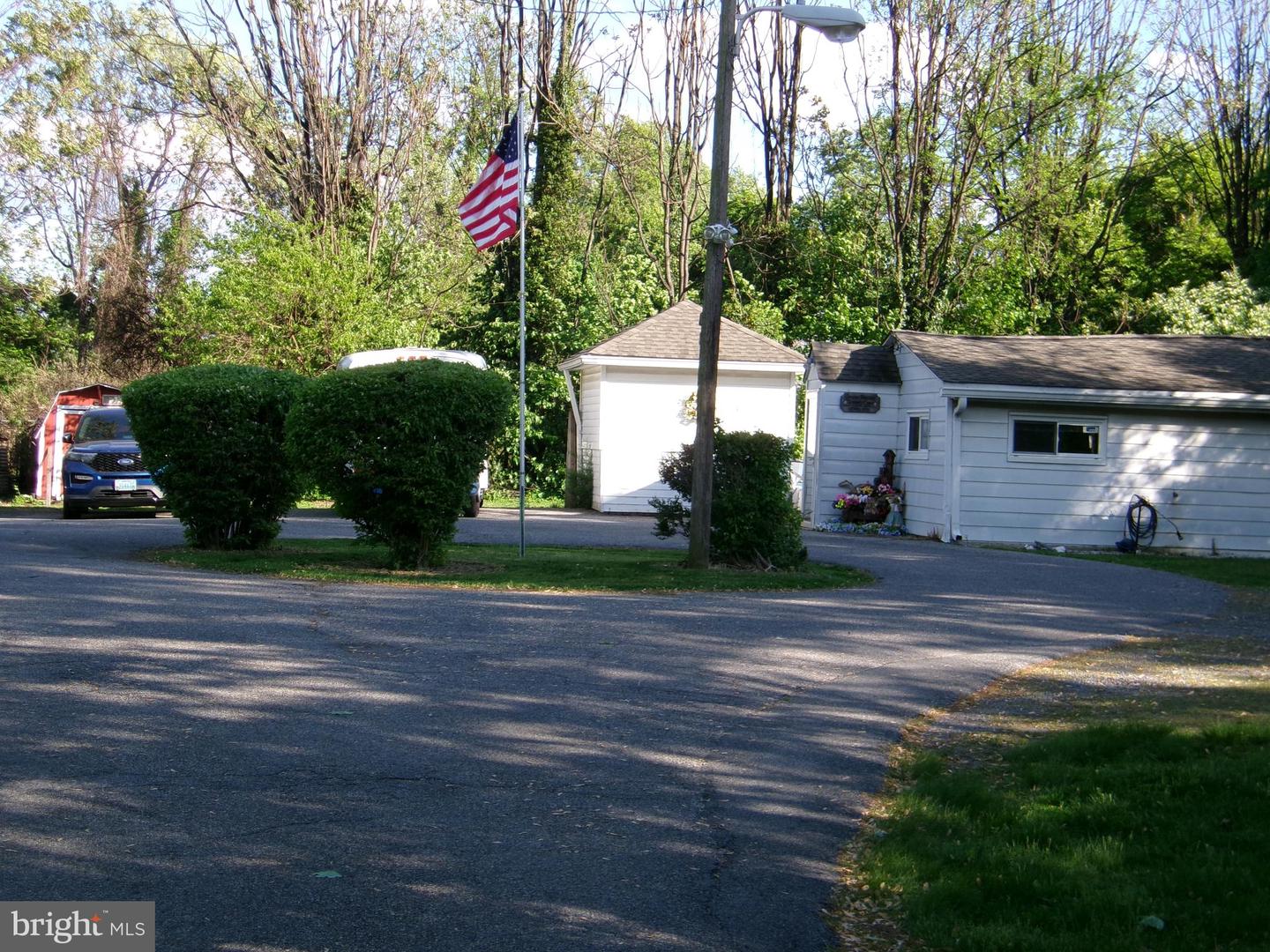 11723 Chilcoate Ln Property Photo 5