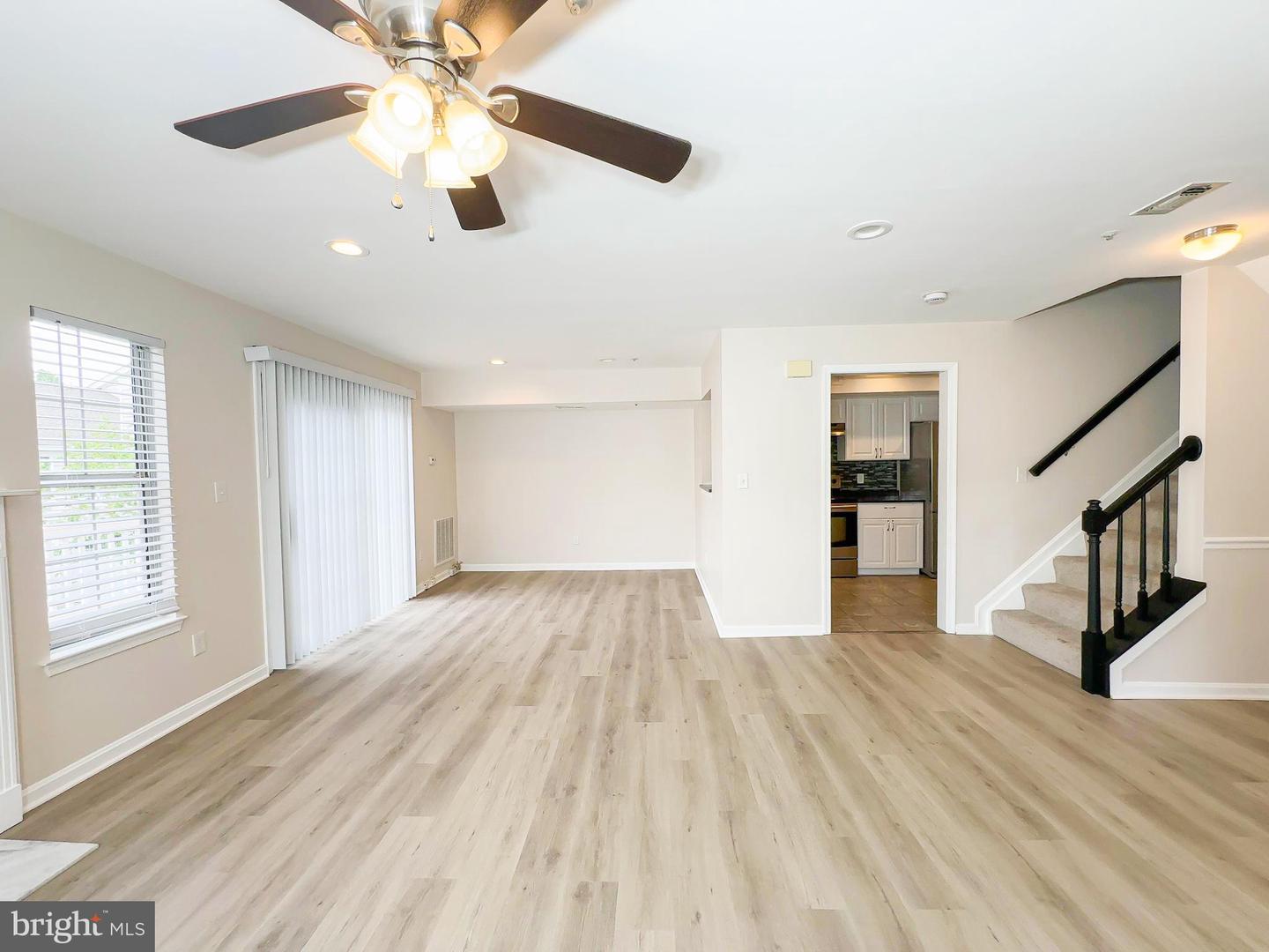 13909 King George Way #355 Property Photo 6