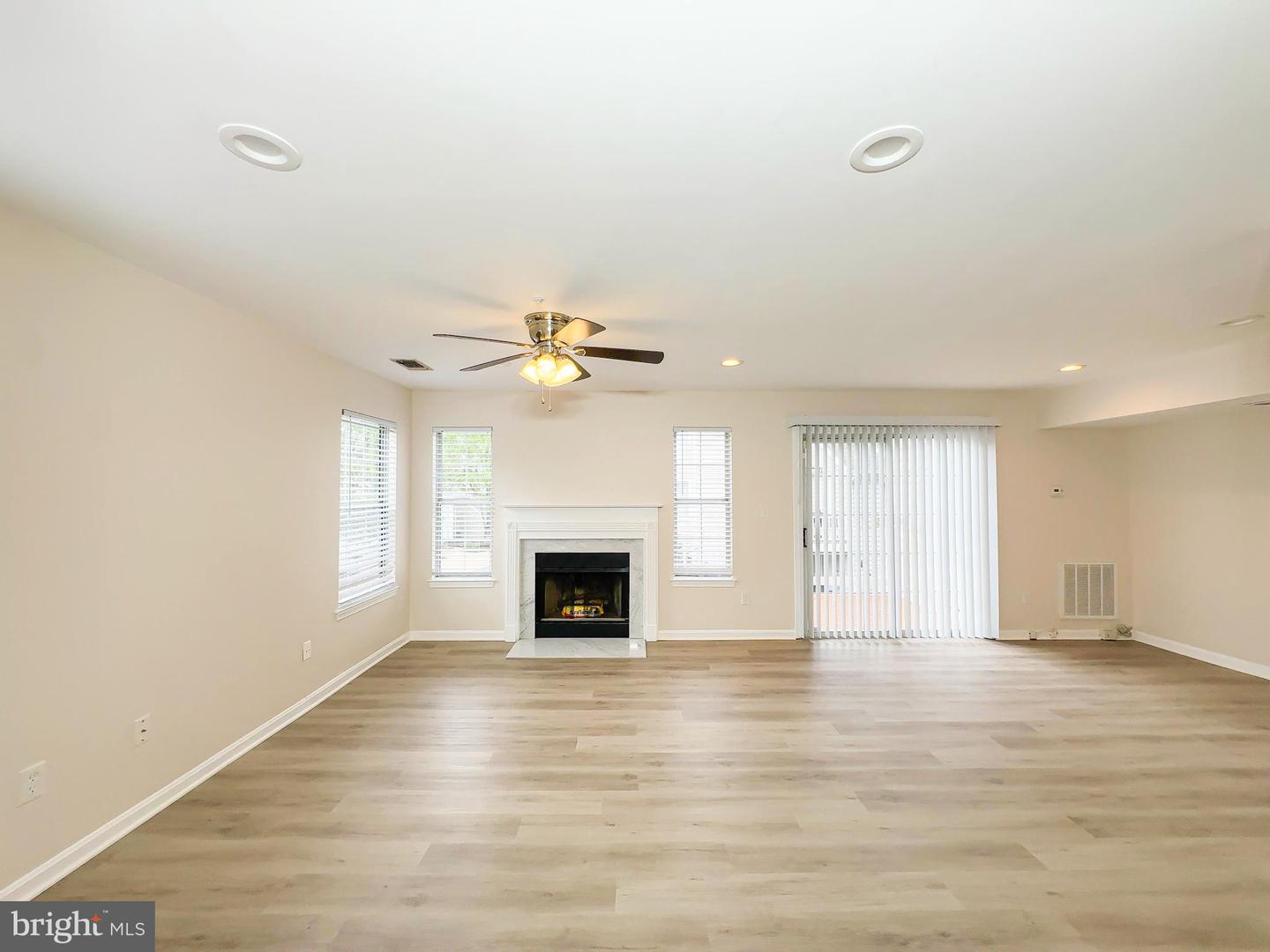 13909 King George Way #355 Property Photo 8