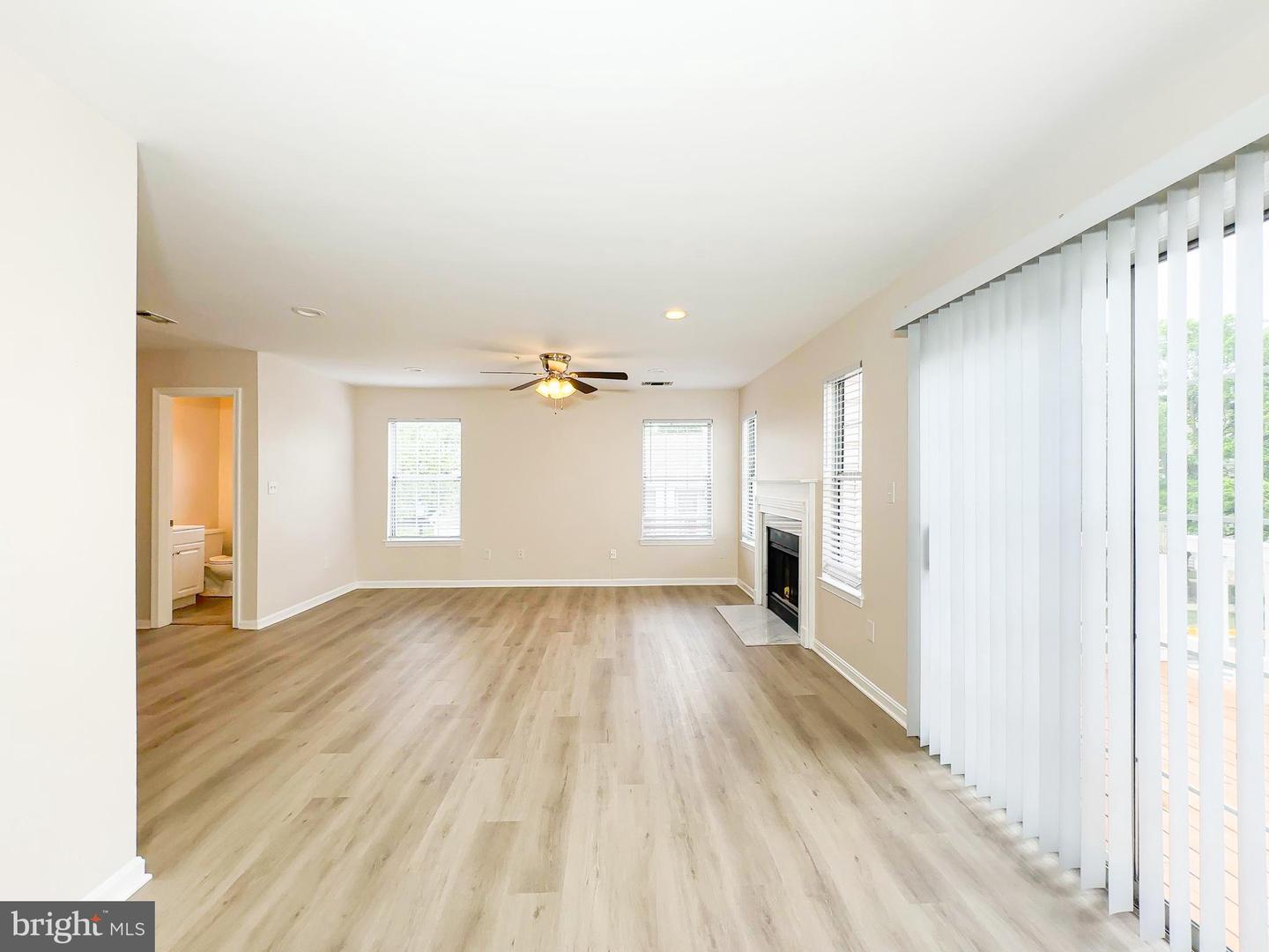 13909 King George Way #355 Property Photo 10