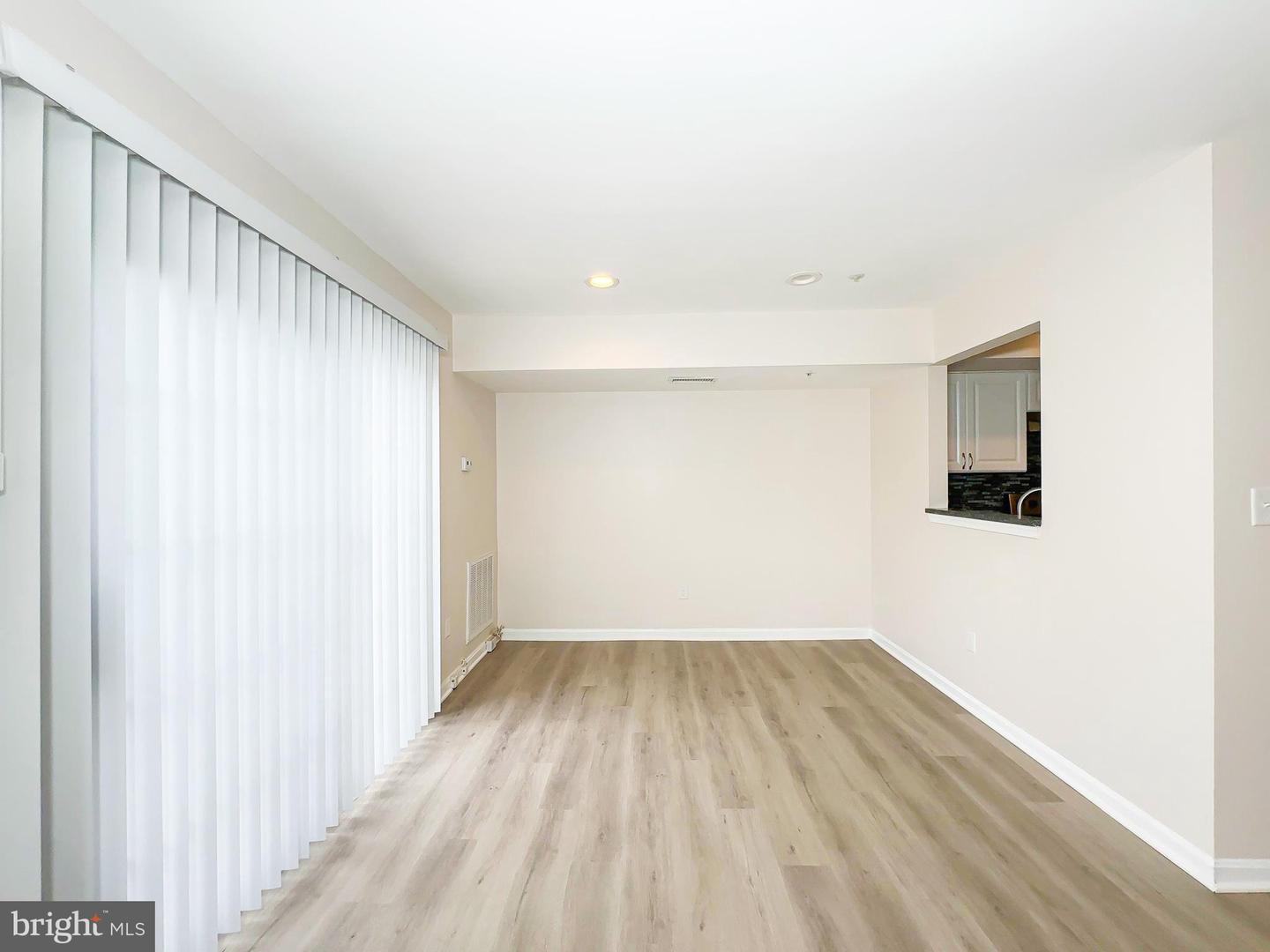 13909 King George Way #355 Property Photo 11