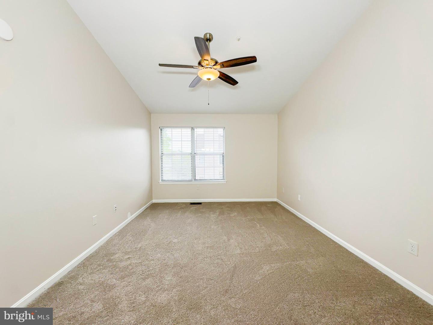 13909 King George Way #355 Property Photo 18