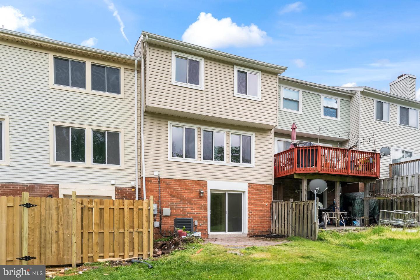 15732 Millbrook Ln #79 Property Photo 16