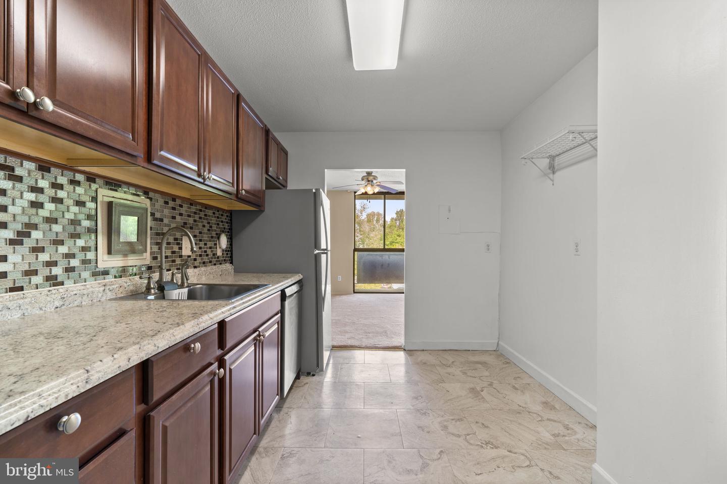6100 Westchester Park Dr #501 Property Photo 13