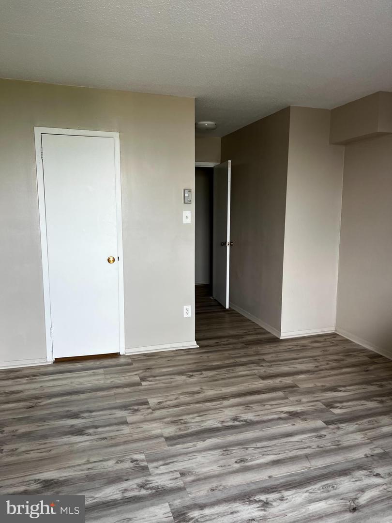 6100 Westchester Park Dr #1818 Property Photo 8