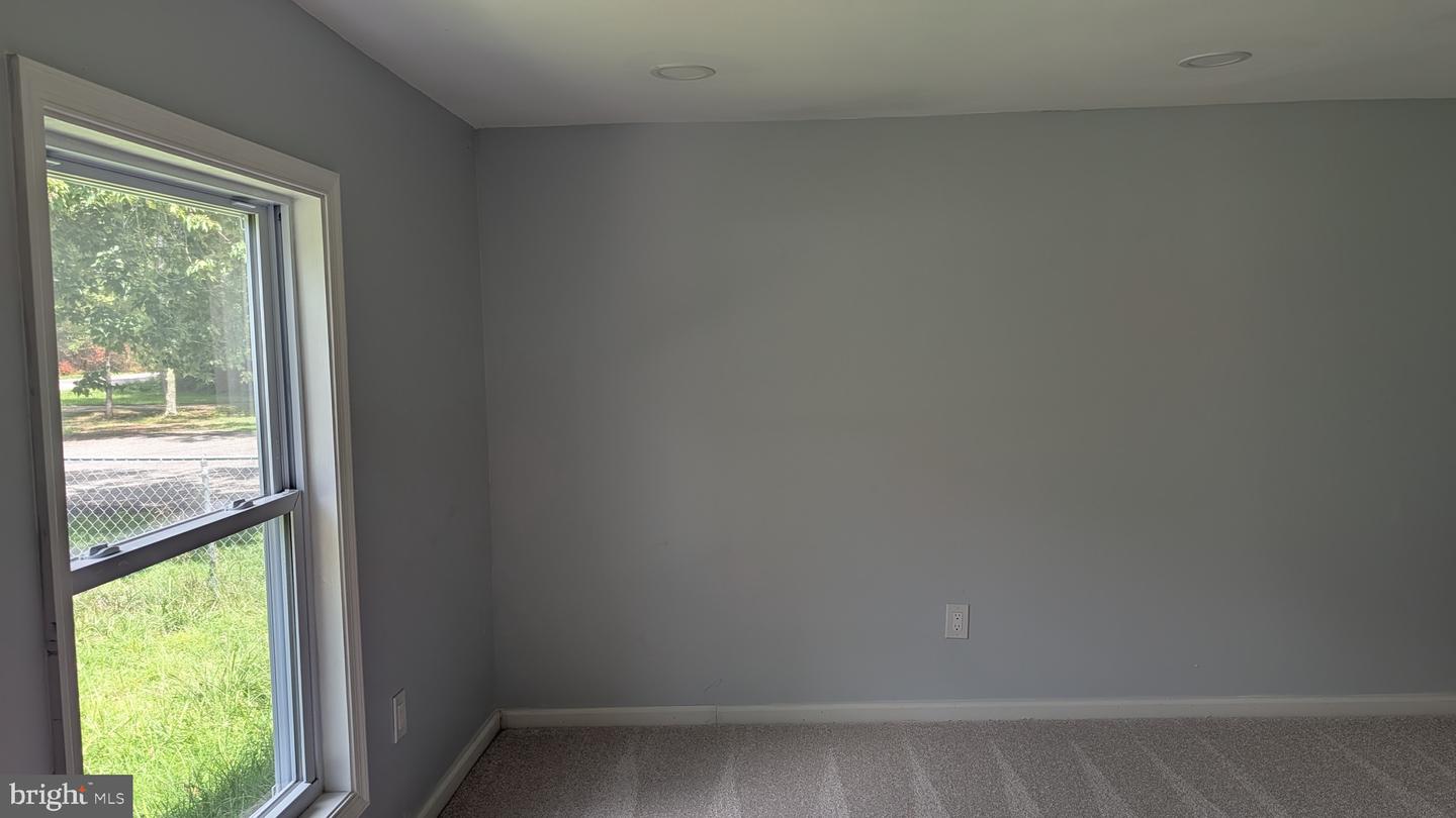 16110 Bealle Hill Rd Property Photo 9