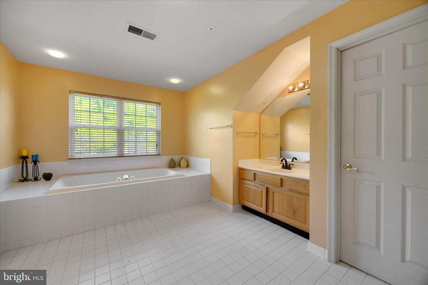 3303 Dunwood Ridge Ter Property Photo 31