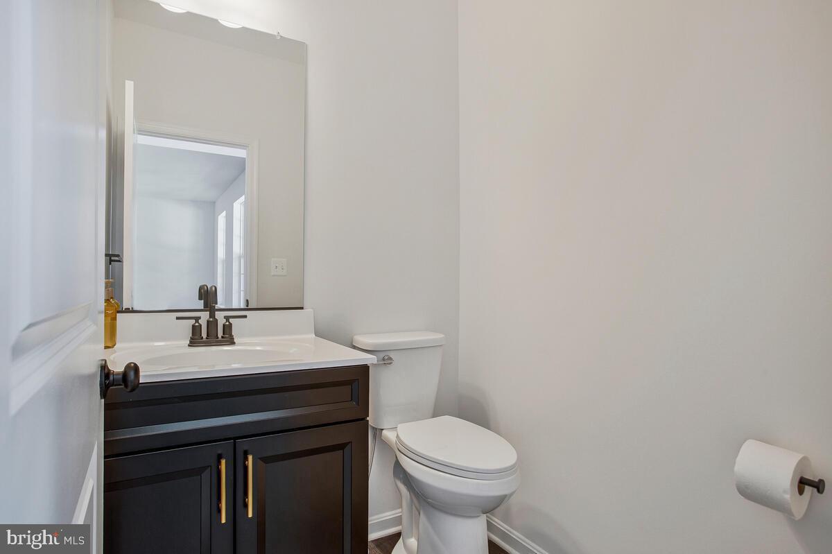 6509 Suitland Rd Property Photo 10