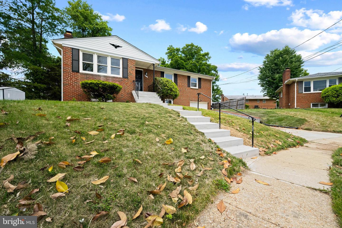 2112 Gaither St Property Photo 4