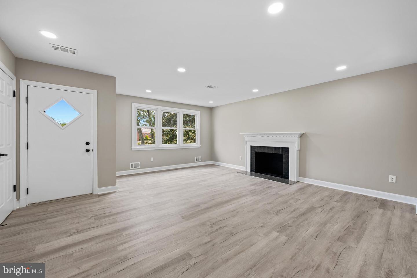 2112 Gaither St Property Photo 14