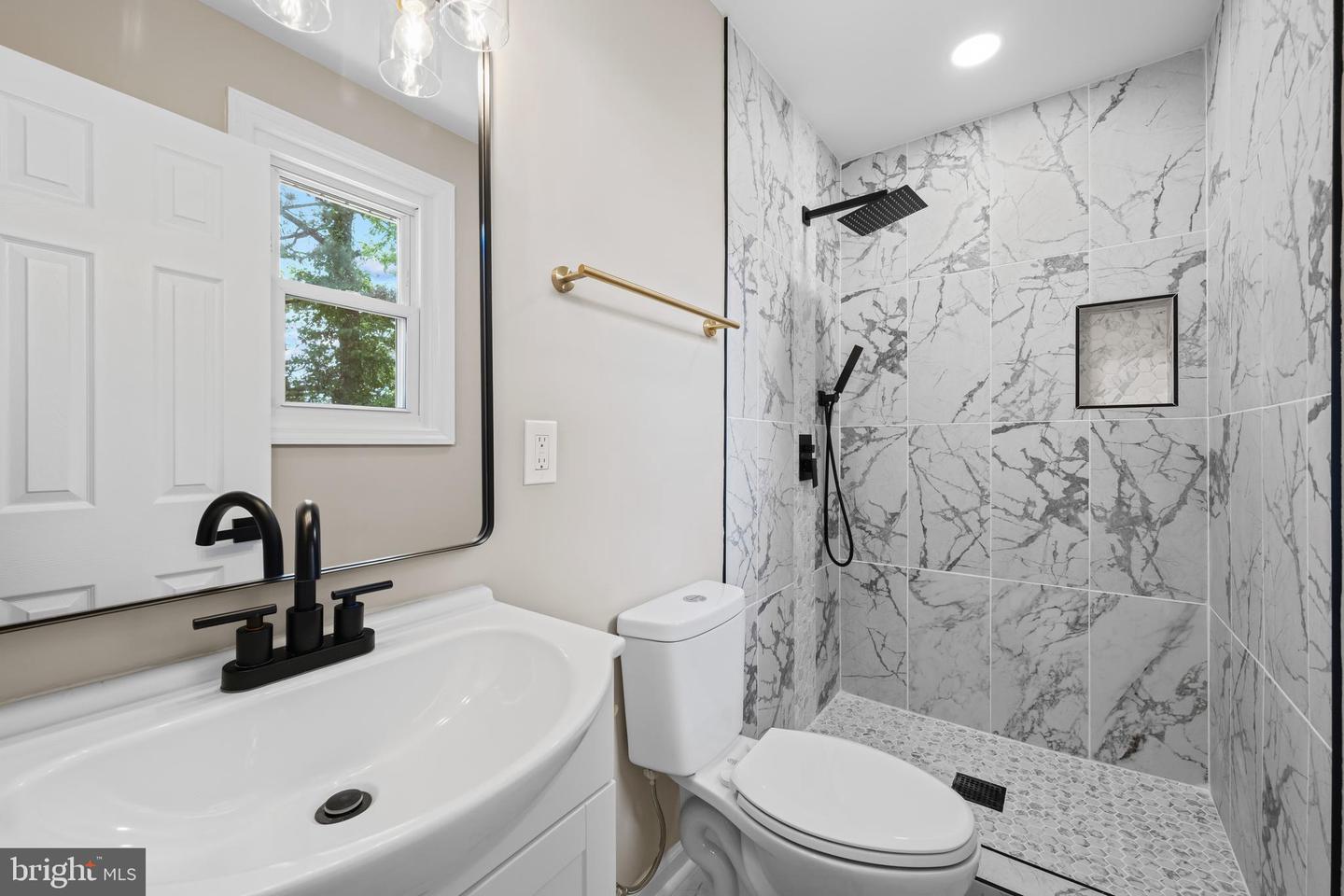 2112 Gaither St Property Photo 21