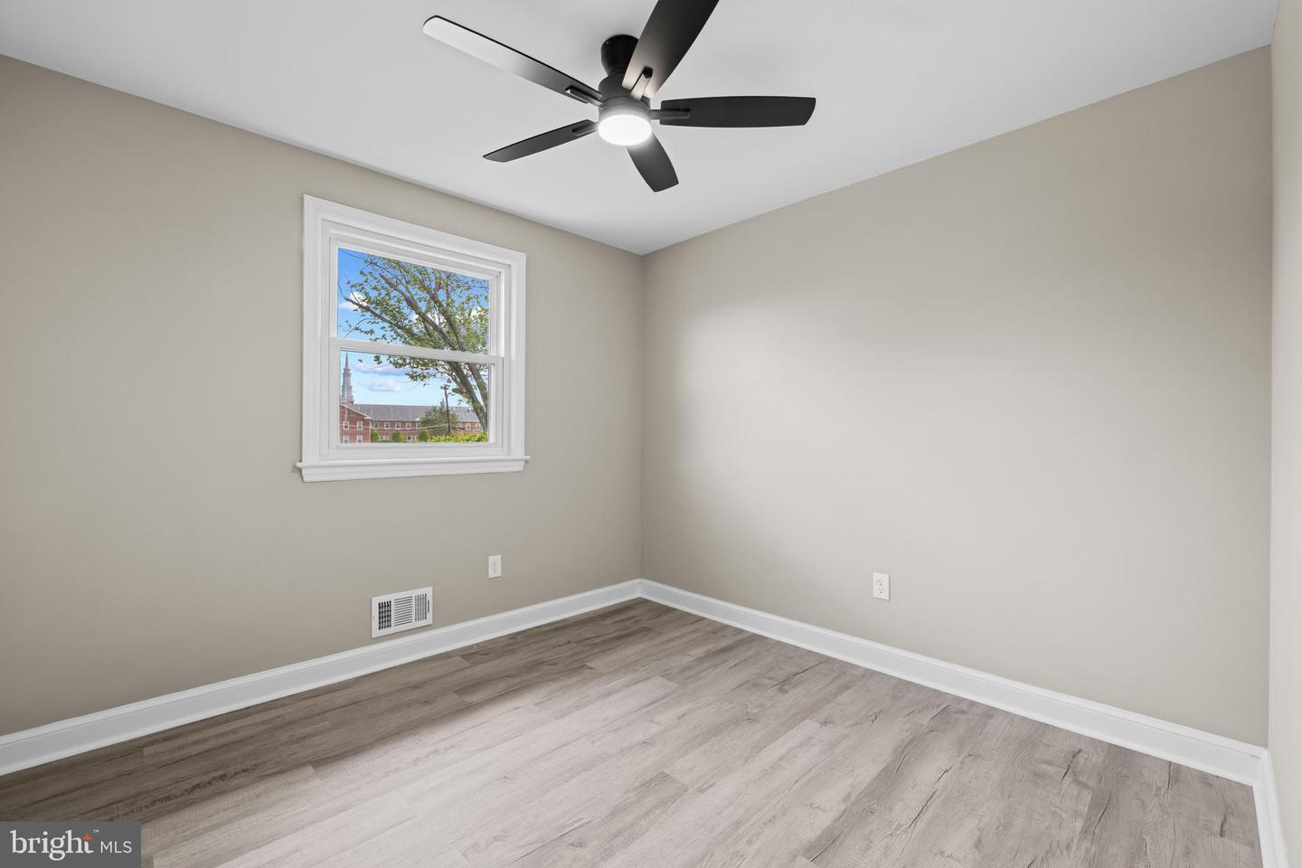 2112 Gaither St Property Photo 25