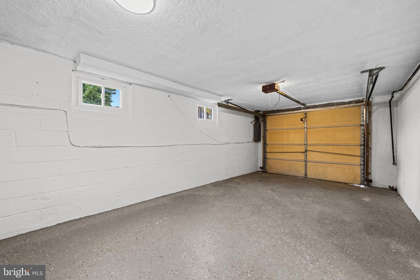 2112 Gaither St Property Photo 33