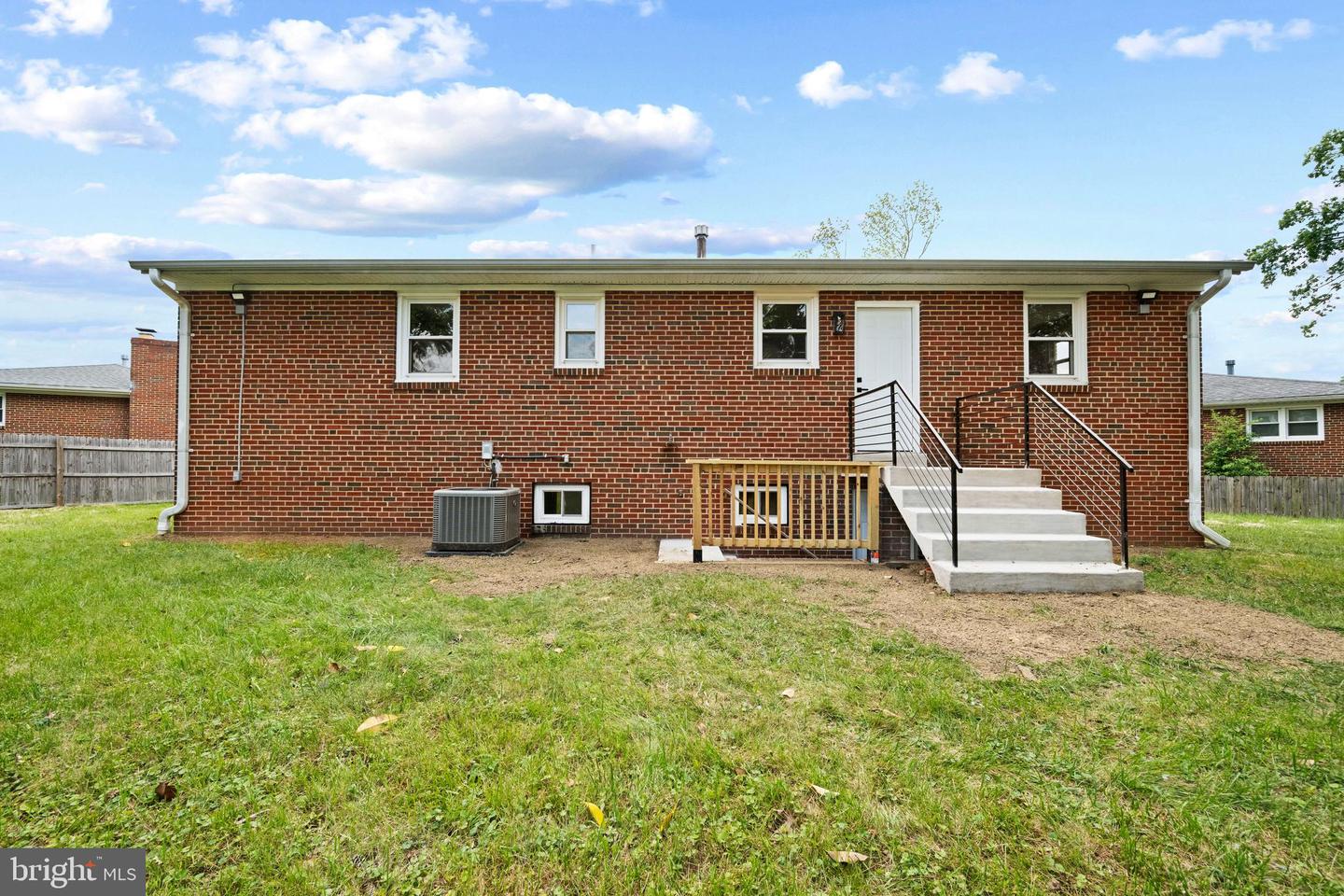 2112 Gaither St Property Photo 34