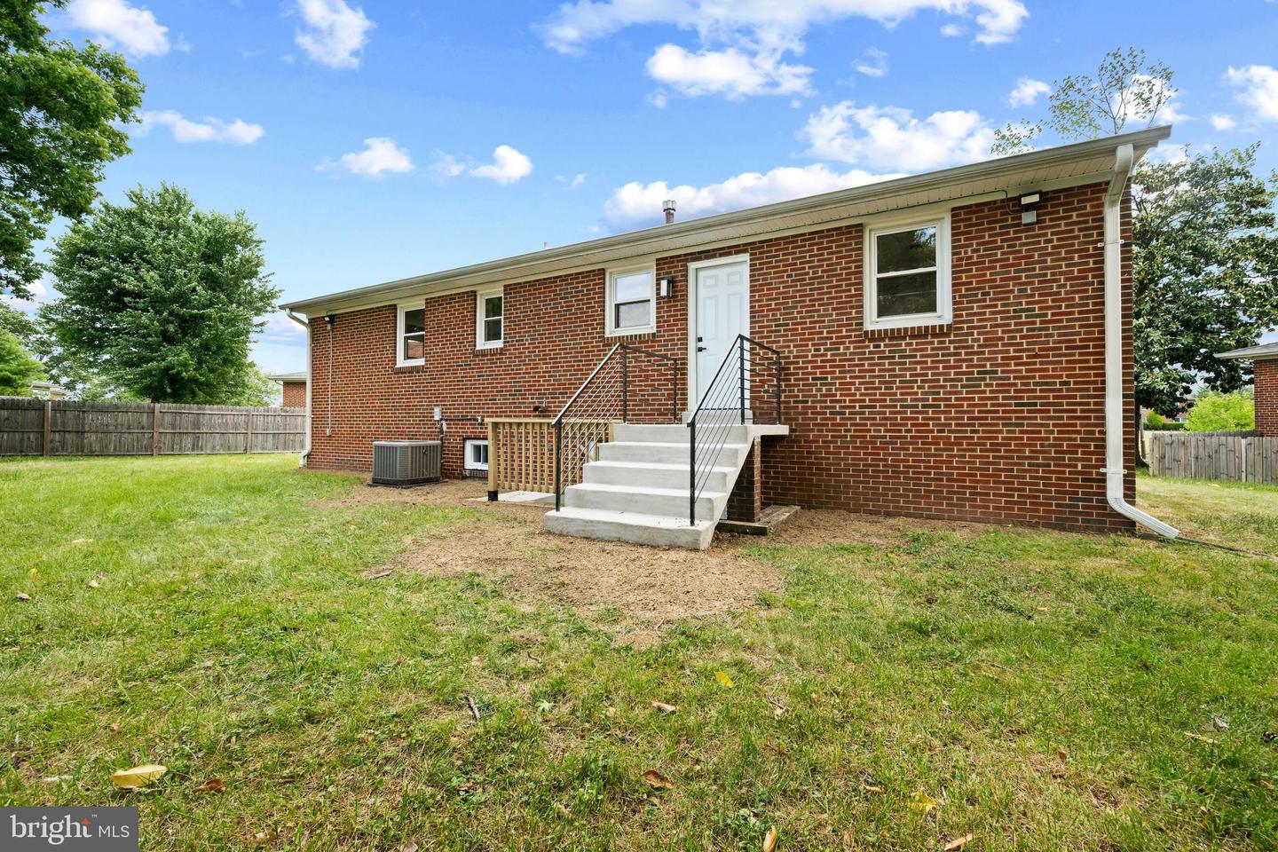 2112 Gaither St Property Photo 35