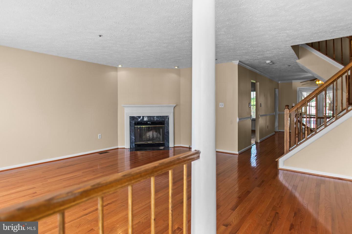 8514 RHEIMS CT Property Photo 1