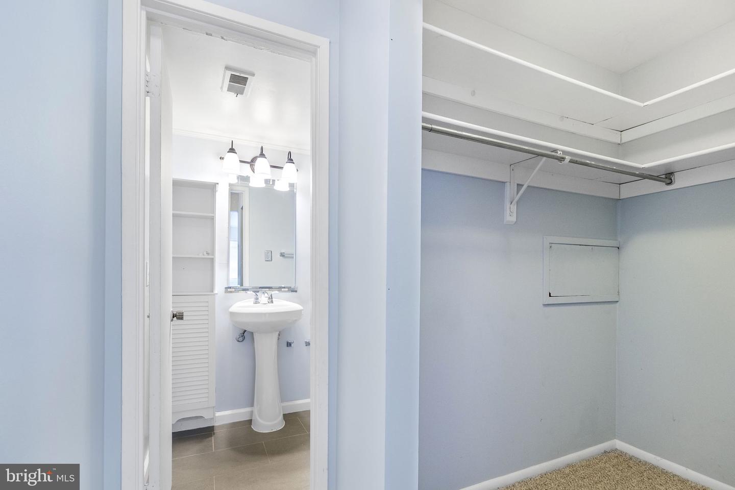 10239 Prince Pl #26-102 Property Photo 30
