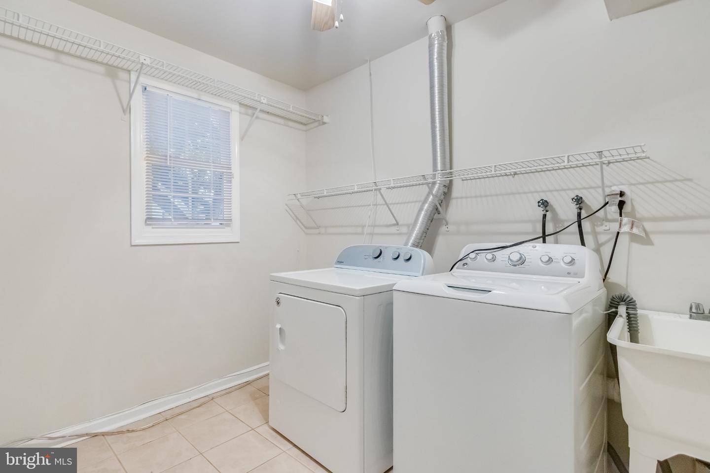 1602 Sundew Ct Property Photo 20