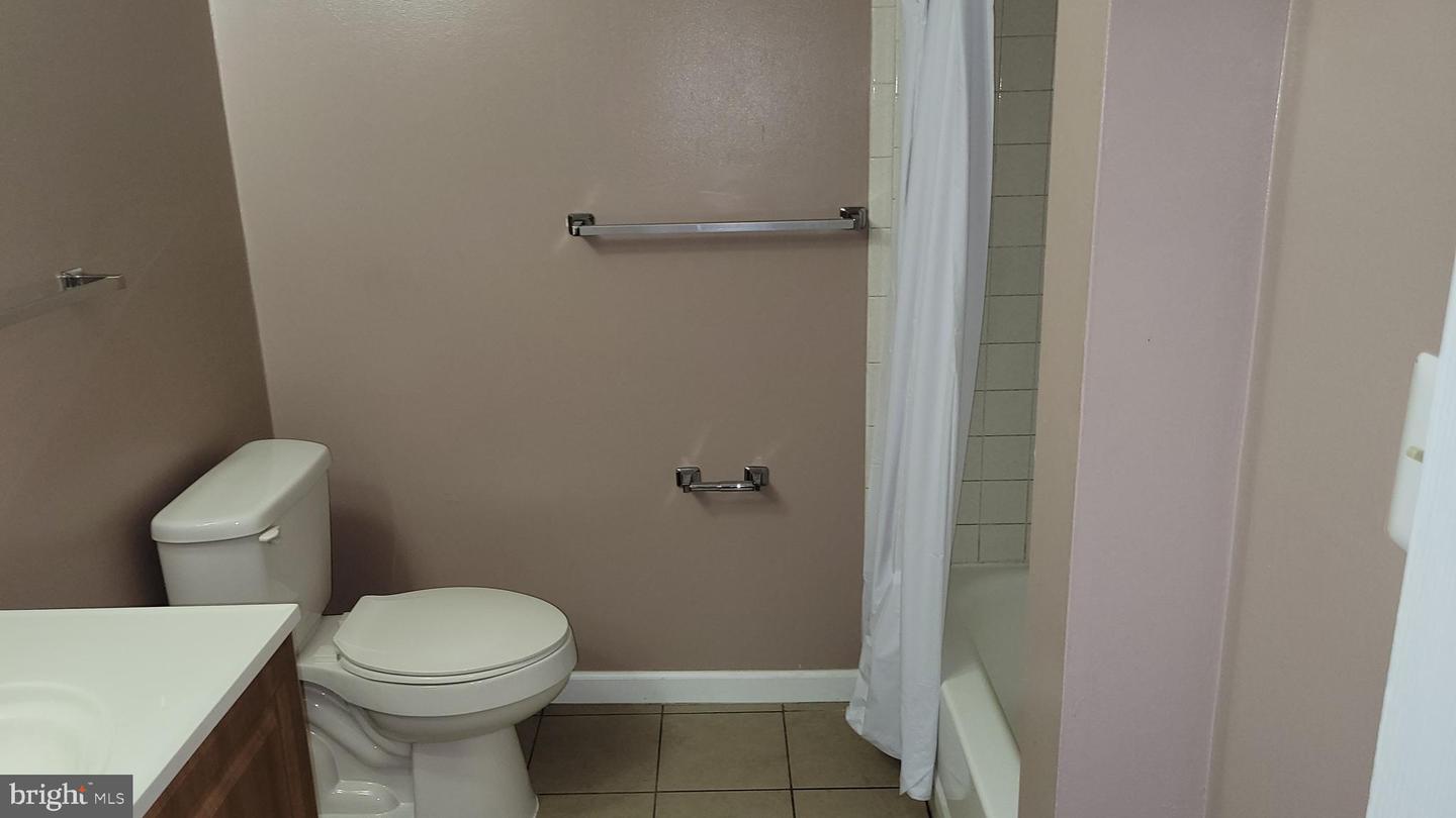 7626 Green Willow Ct Property Photo 5