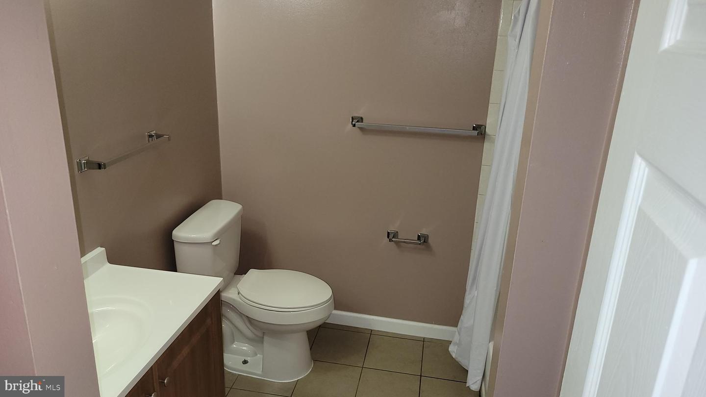 7626 Green Willow Ct Property Photo 7