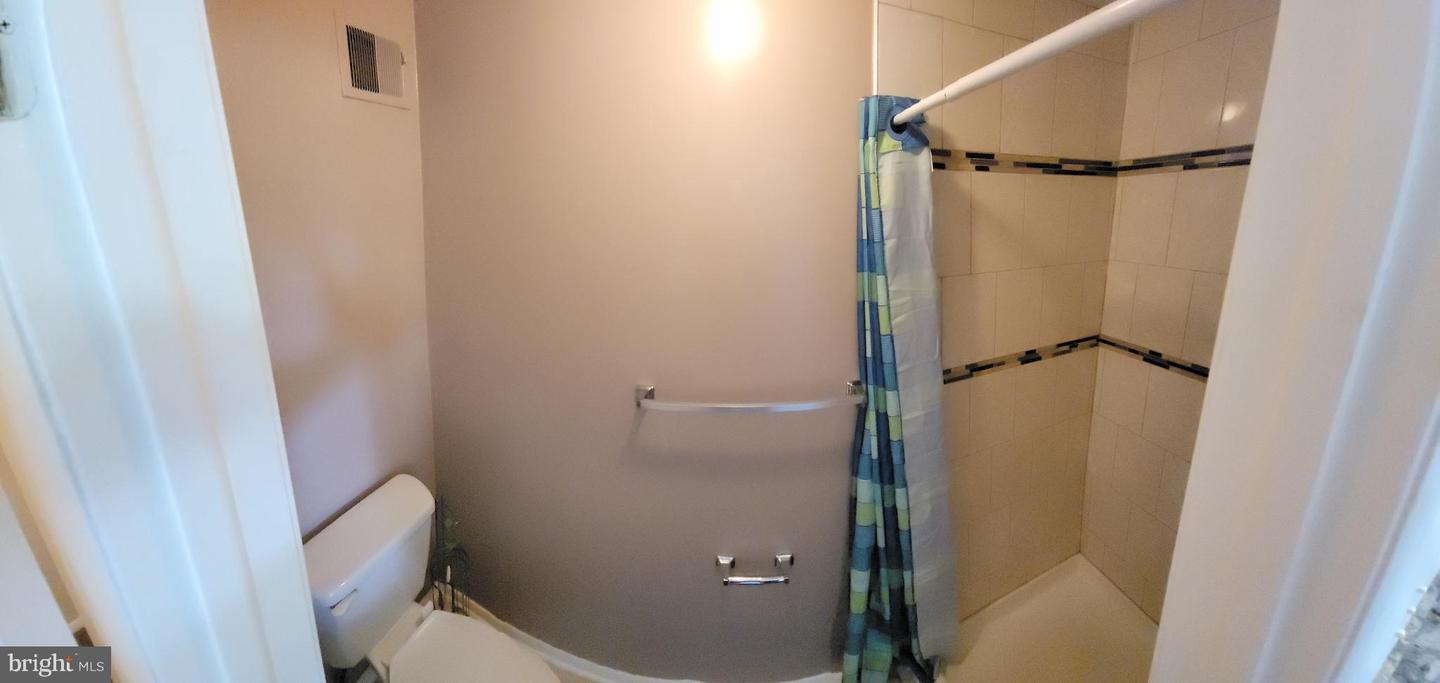 7626 Green Willow Ct Property Photo 8