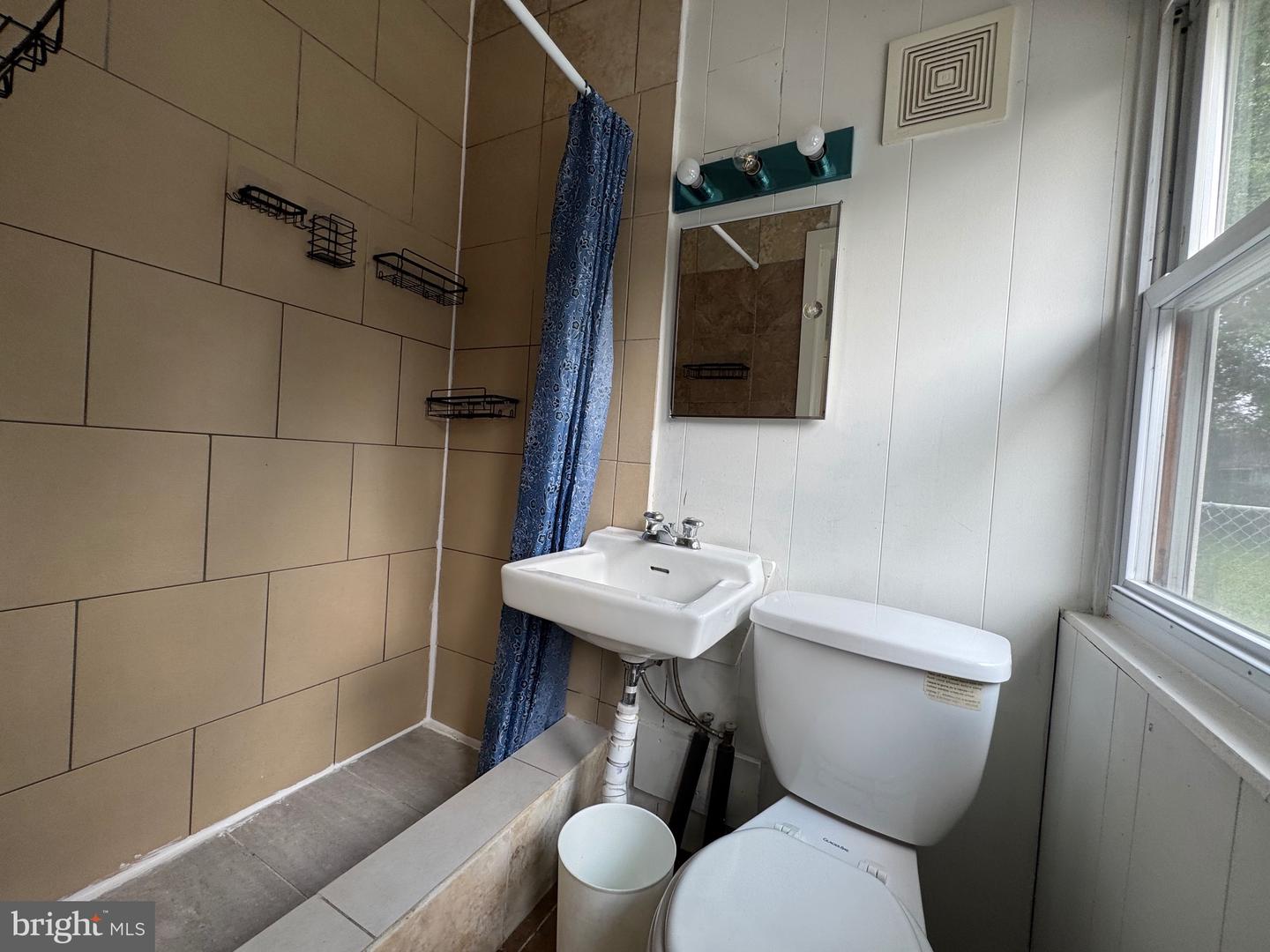 5007 Oglethorpe St Property Photo 27