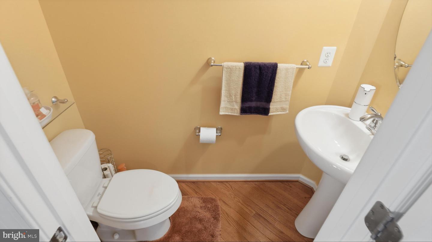 6707 Sandy View Ct Property Photo 10